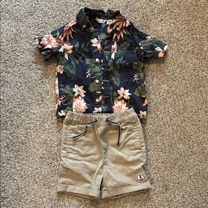 Janie and Jack 18-25 month Floral Hawaiian Shirt and Tan Shorts Set